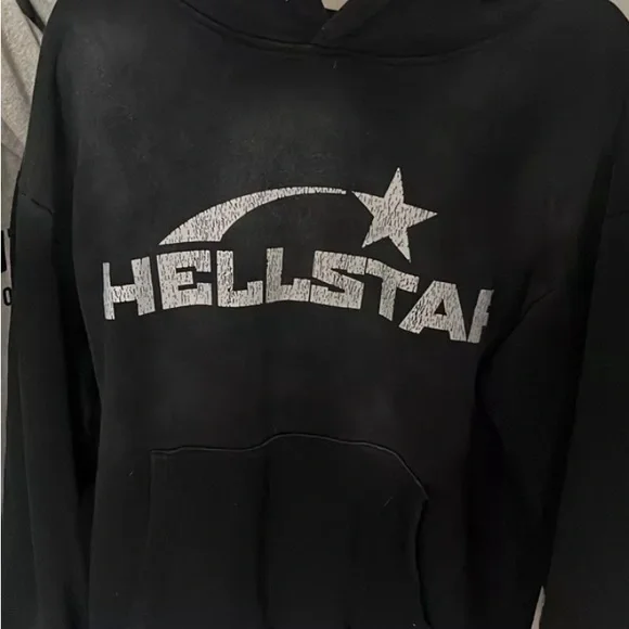 Hellstar hoodie black, worn a couple times